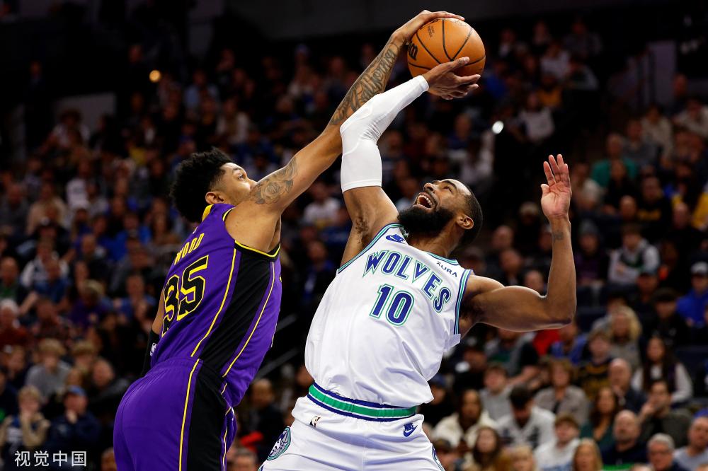 季前赛中展 季前赛中展